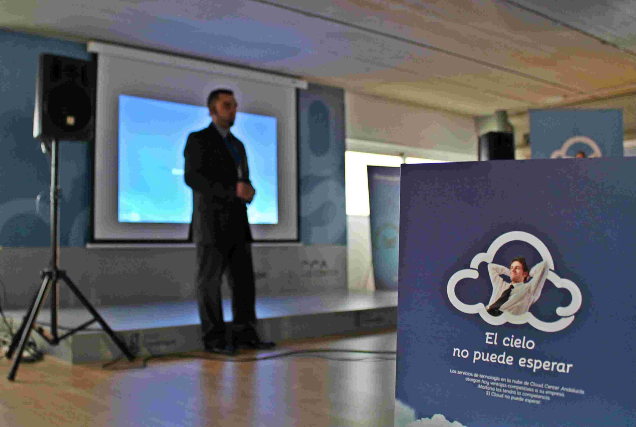 Presentación de 'El cielo no puede esperar' en Cloud Center Andalucía. / GT. 
